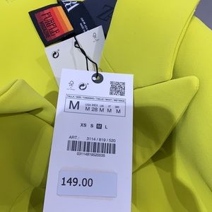 COPY - Zara purple magazine